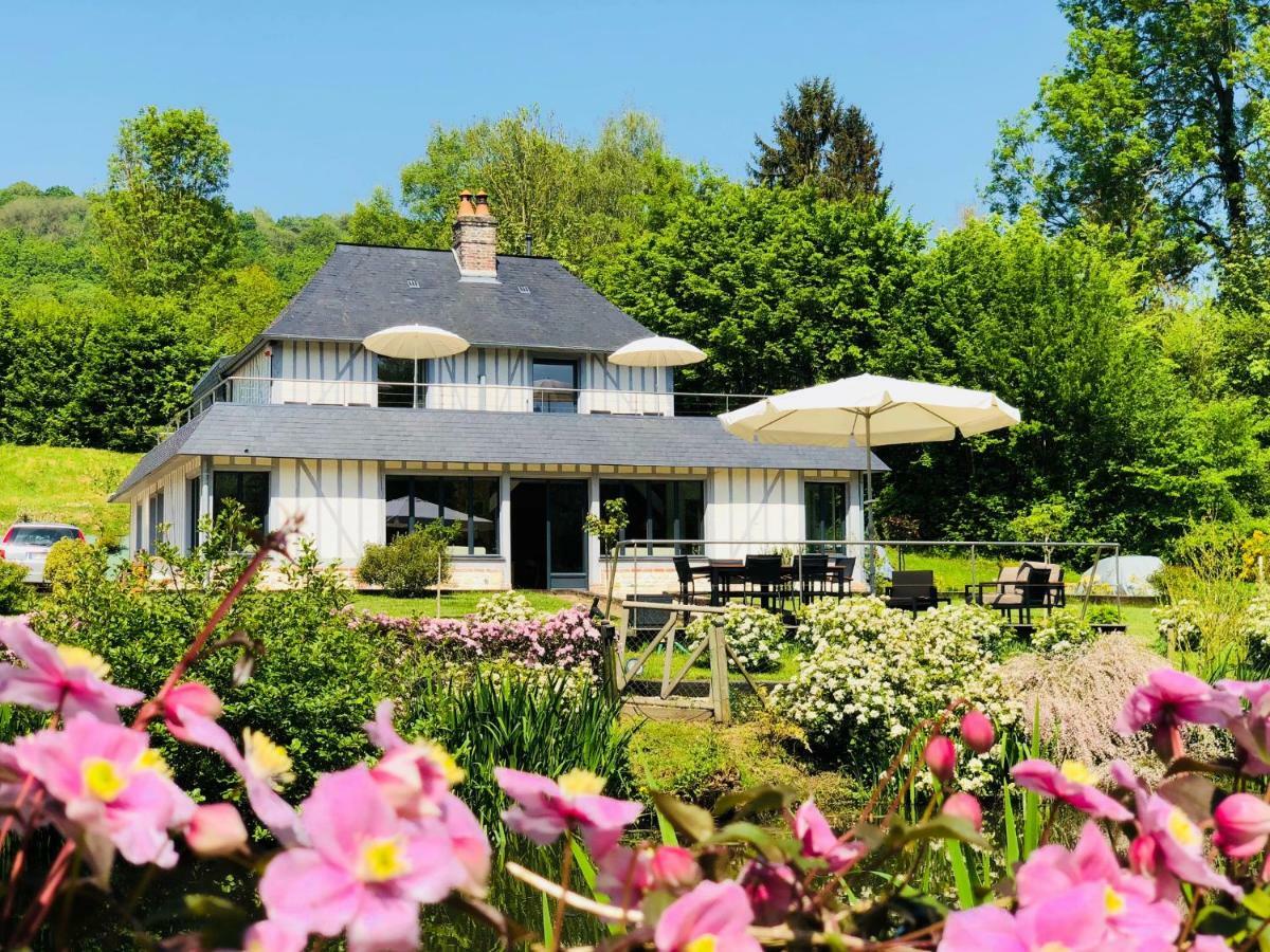 Bed and Breakfast Domaine Le Hetrey Toutainville Exterior foto